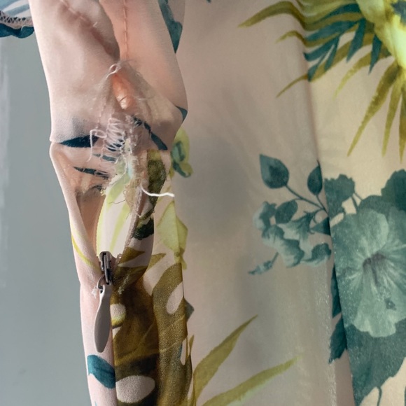 Missguided Pink Tropical Print Ruffle Dress - Picture 4 of 11